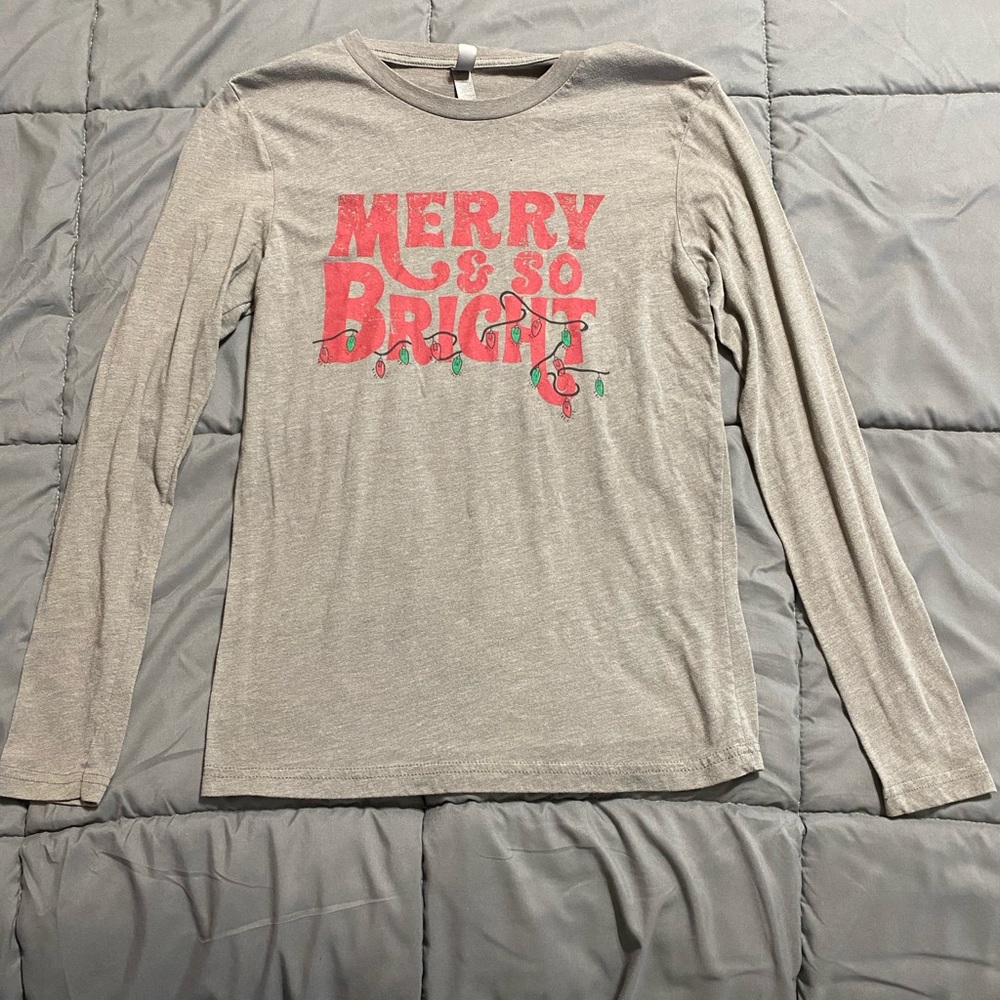 Long sleeve tee